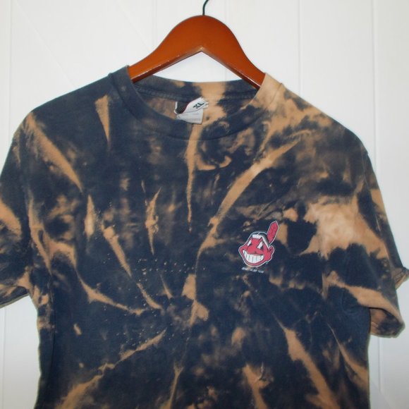 Custom Hand Bleached VTG Cleveland Indians T-Shirt Distressed - Picture 2 of 6